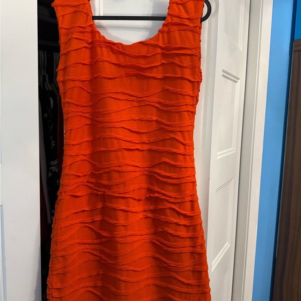 Elegant Orange Sleeveless Dress